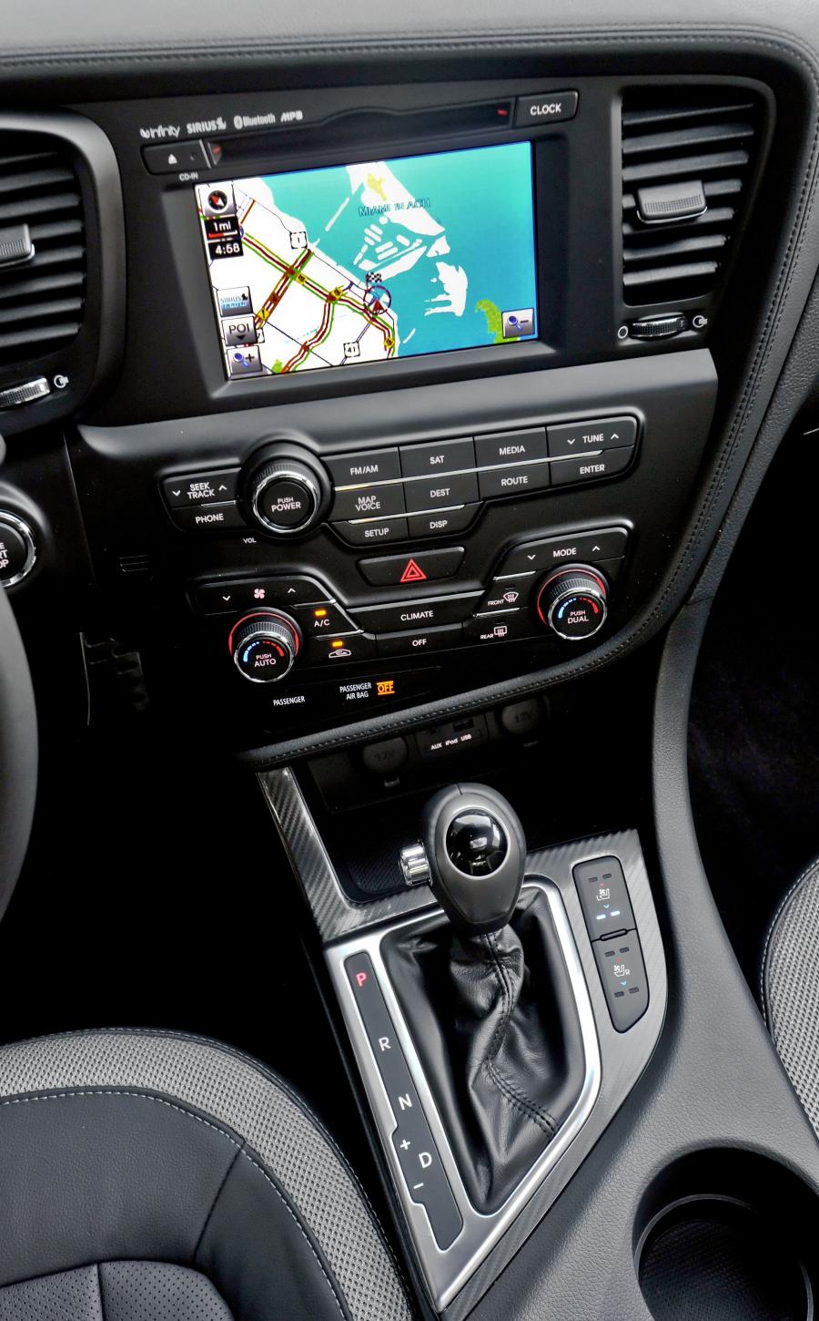  Kia Optima 2012 года  (фото 6 из 40)